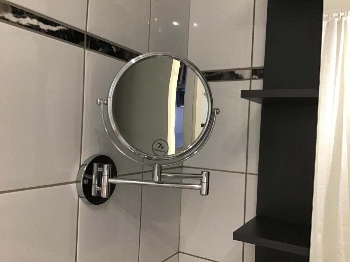 לברקוסן Apartment 1 Mit Terrasse Und Pkw-Stellplatz מראה חיצוני תמונה